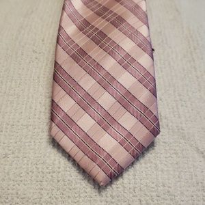 Neck tie